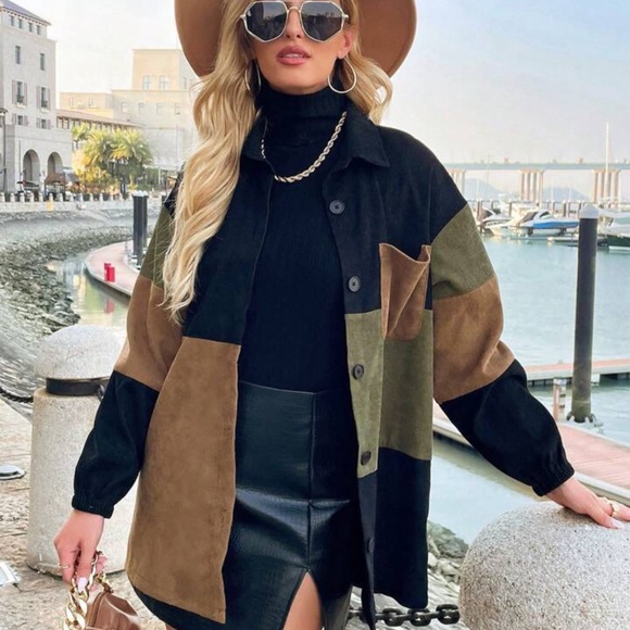 Color block shacket - Picture 2 of 5